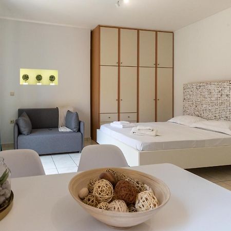 Casa Isabella Appartement Kalamáta Buitenkant foto